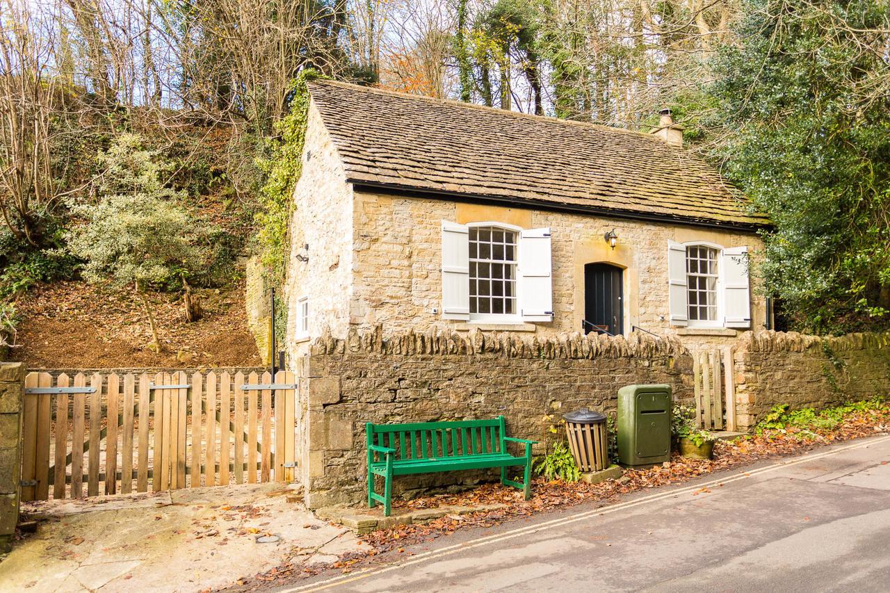 The Old Museum Villa Castle Combe Exterior photo